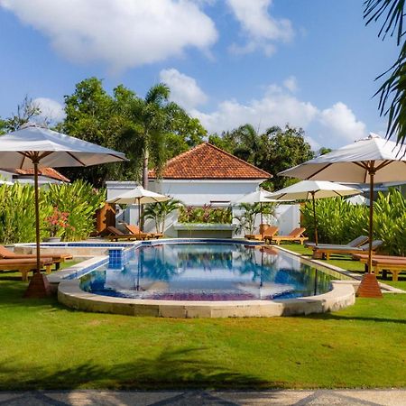 Nomada Villas Kuta  Exterior photo