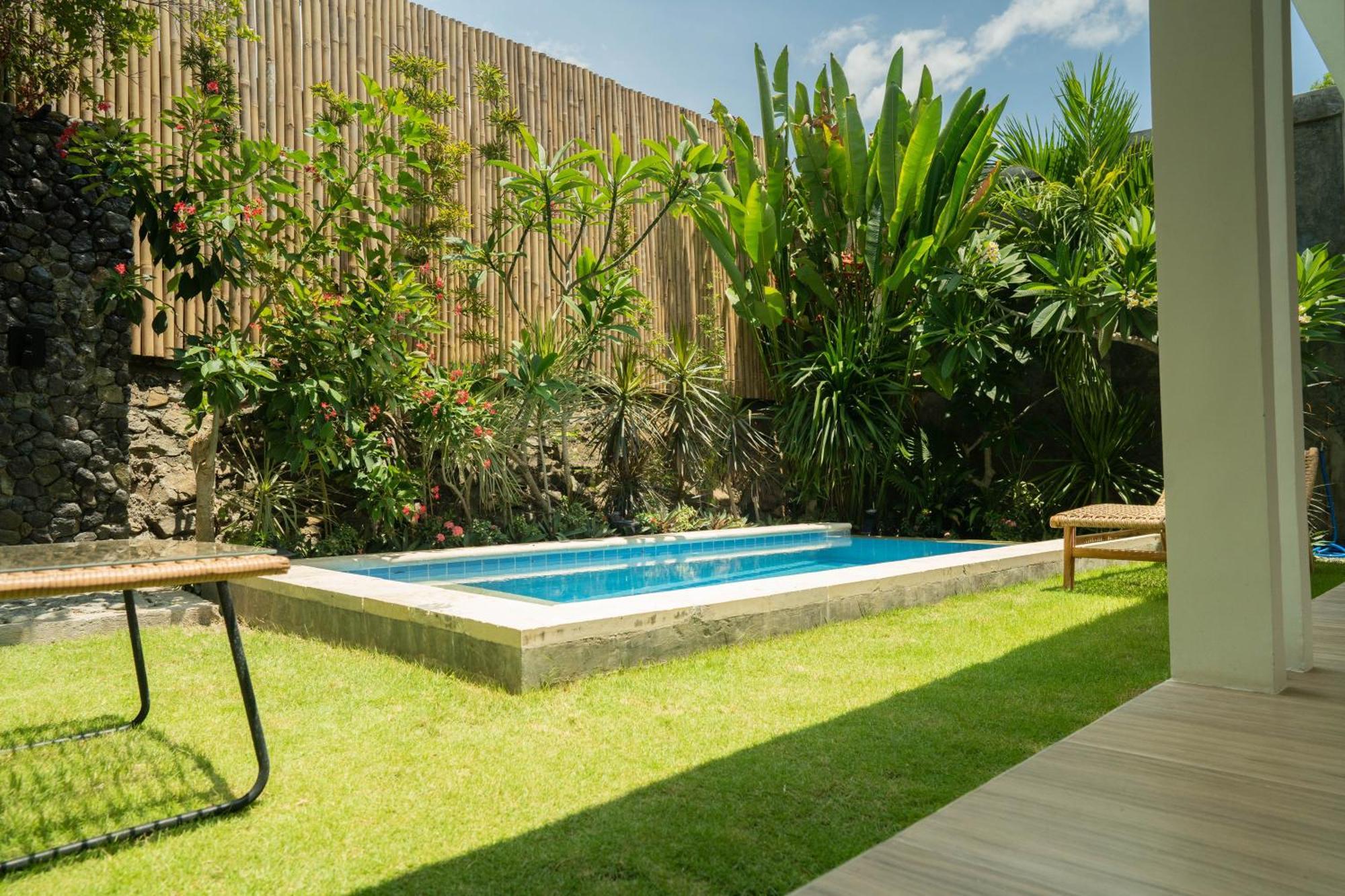 Nomada Villas Kuta  Exterior photo