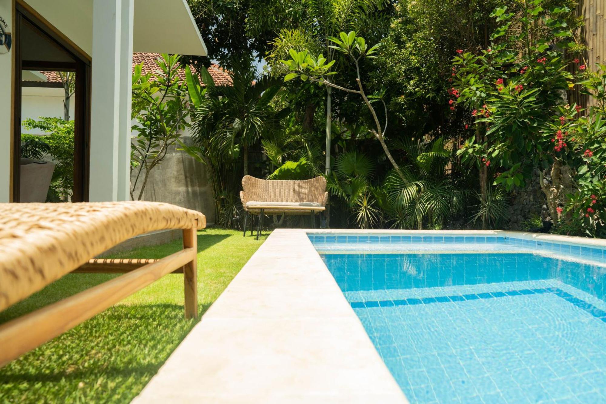 Nomada Villas Kuta  Exterior photo